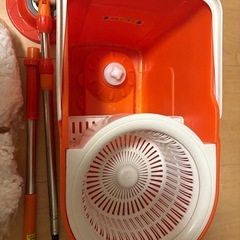 アイリスオーヤマ 回転モップ 洗浄機能付き の画像