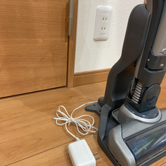 black&decker 掃除機 スティッククリーナー コードレス掃除機 充電式掃除機 コードレスの画像