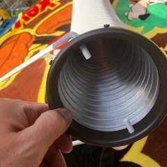 こたつの中に暖気を入れる器具の画像