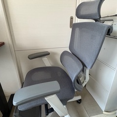 昇降デスクの画像