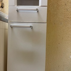 食器棚　収納の画像