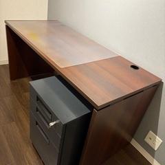 事務所撤退につき、デスクをお譲りします！の画像