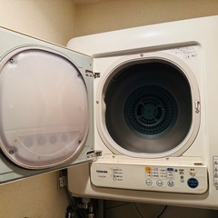 引取り限定！超快適•便利！洗濯機乾燥機セット！！　YAMADA洗濯機＆東芝乾燥機フレーム付の画像