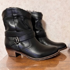 未使用品　ing（イング） 銀座ワシントン ing  カジュアルショートブーツ（ブラック） 25㎝の画像