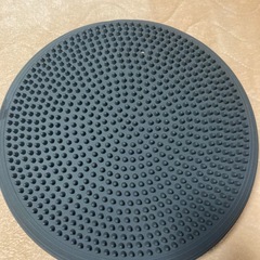 タニタ　バランスクッション 黒 空気ポンプ付きの画像