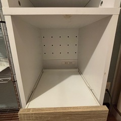 食器棚コンセント付きの画像