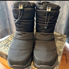 定価2万5千円 THE NORTH FACEスノーブーツ24cm9500円の画像