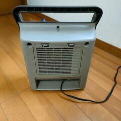 山善セラミックファンヒーターの画像