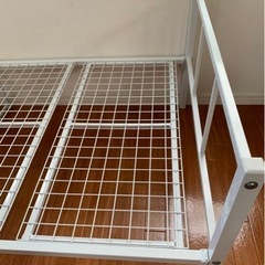 ニトリ　シングル　パイプベッドの画像