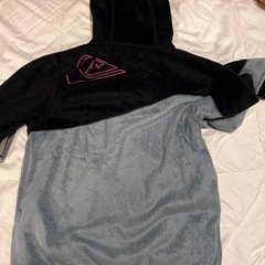 Quiksilver パーカー　子供の画像