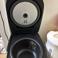 【決定】炊飯器　３合炊き　アイリスオーヤマ、モバイルバッテリーの画像