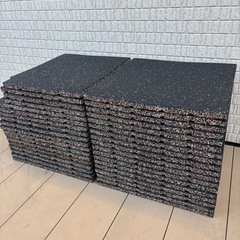 トレーニングマット　厚み25mm 約30枚+加工済(4枚) の画像