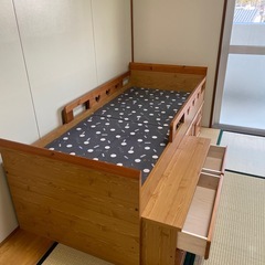 子供用チェスト付きベットの画像