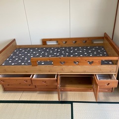 子供用チェスト付きベットの画像