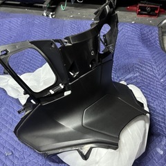 PCX JK05 センター樹脂部分カウルの画像