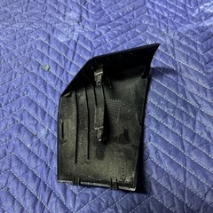 PCX JK05 ポケットのとこのカウルの画像