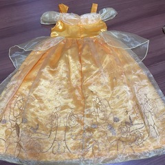 ベル　美女と野獣　ドレス　ティアラの画像