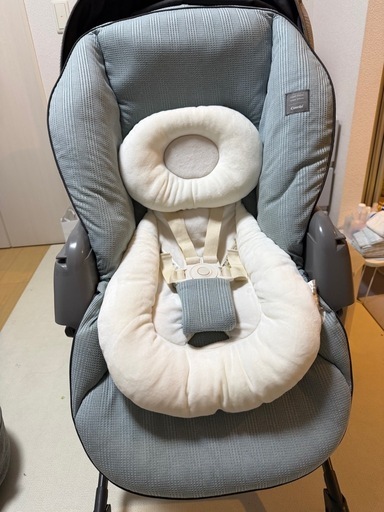 *値下げ希望ございましたらお知らせください*コンビホワイトレーベルネムリラ
 AUTO SWING BEDi Long スリープシェル