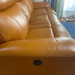 電動リクライニングソファの画像