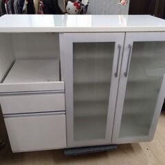 邪魔なので超激安　定価5万円　ニトリ　高級　食器棚　キッチンカウンター　電子レンジ　オーブントースター　炊飯器　棚　家電ラックの画像