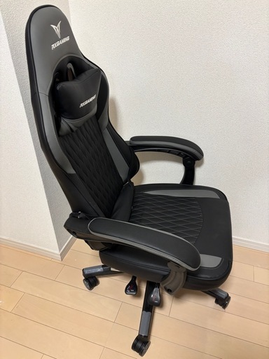 【受け渡し決定】ゲーミングチェア