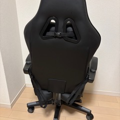 ゲーミングチェアの画像