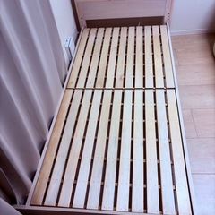 ニトリ シングルベッドフレームの画像