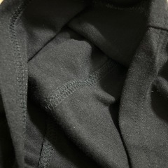 タグ付き　子供用　フードパーカー　110センチ　ブラック　薄手の画像