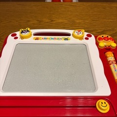 アンパンマン　お絵描きボード　なぞり書きシート付きの画像