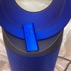 dyson 製造番号 MK9-JP-GFA4985A リモコン付き！ダイソンAM11 空気清浄機能付き風機 100V 50/60%z 質量：3.58kg JGA FOR PATENT INFORMATION SEE: www.dyson.com/patents ダイソン株式会社 MADE IN MALAYSIA BY DYSON LTD MALMESBURY SN16 ORP ENGLANOの画像