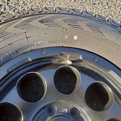 YOKOHAMA スタッドレスタイヤ  265/70R17  バリ山  美品の画像