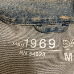 GAPのGジャンの画像