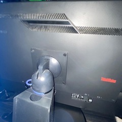 Lenovo パソコンモニター24インチ の画像