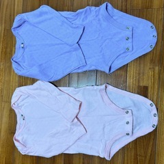 70サイズ 長袖ロンパース 4枚セット の画像