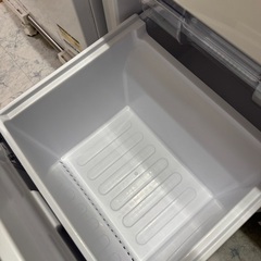 【ジャンク】冷えない　綺麗　シャープ　冷蔵庫　SJ-D18G-W　SHARPの画像