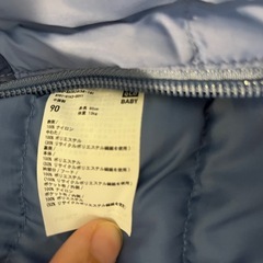 【美品】1シーズンのみ使用　90サイズ　ダウン　上着の画像