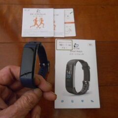 中古美品　スマートウォッチ　ＵＳＢ端子から充電　腕時計の画像