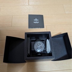 【新品未使用】オメガスウォッチ ムーンフェイズ 原宿スウォッチ購入 保護シール・腕バンド付きの画像