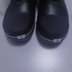 【新品未使用】ラバータイプの安全靴Мサイズ【先芯入り】の画像