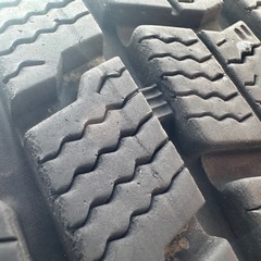 15インチアルミ付きスタッドレス4本セット 175/65R15の画像