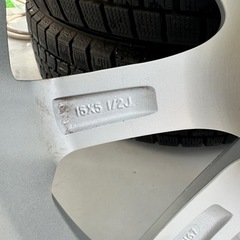 15インチアルミ付きスタッドレス4本セット 175/65R15の画像