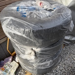 スタッドレス＆ホイール4本セット 215/65R16 WM02の画像