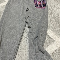 値下げしました‼️②新品未使用K-POPトレーナー上下セット120㎝の画像