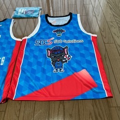 バルナーズ　ユニホーム2着　サッコッシユ１個　未使用品の画像