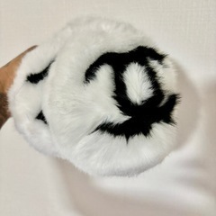 ファーイヤーマフ新品♡シャネの画像
