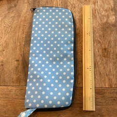 【もらってください】【引き取りに来れる方】傘袋2点　一部記名ありの画像