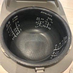 炊飯器の画像