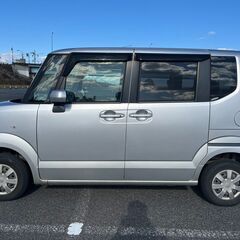 個人分割可❗️　ローン審査無し❗️　Nボックス　4WDGパッケージ　H25　7万km　スライドドア　純正オーディオ　ドラレコ　即納できます🙌の画像