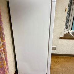 冷凍庫 大容量  138Lの画像