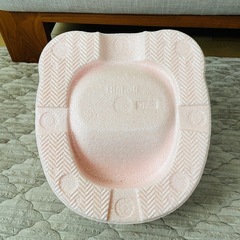 リッチェル ひんやりしないおふろチェア ピンク バスチェアの画像